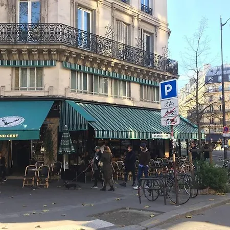 Typical Marais 3 Bedroom - Beaubourg * 巴黎