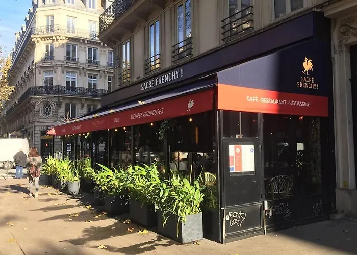 Typical Marais 3 Bedroom - Beaubourg